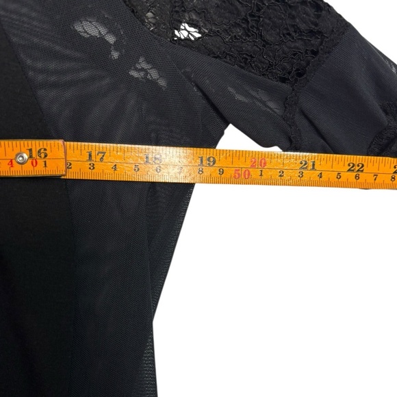 Gary Graham Designer Quiet Luxury Short Sleeve Lace Jersey Mesh Blouse Small - Picture 11 of 14